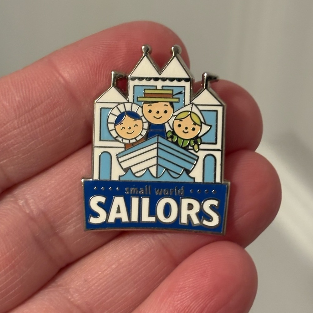 Disney - Disneyland Mascots it’s a small world Pin